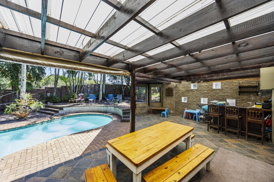 4 Bedroom Property for Sale in Nahoon Valley Park Eastern Cape